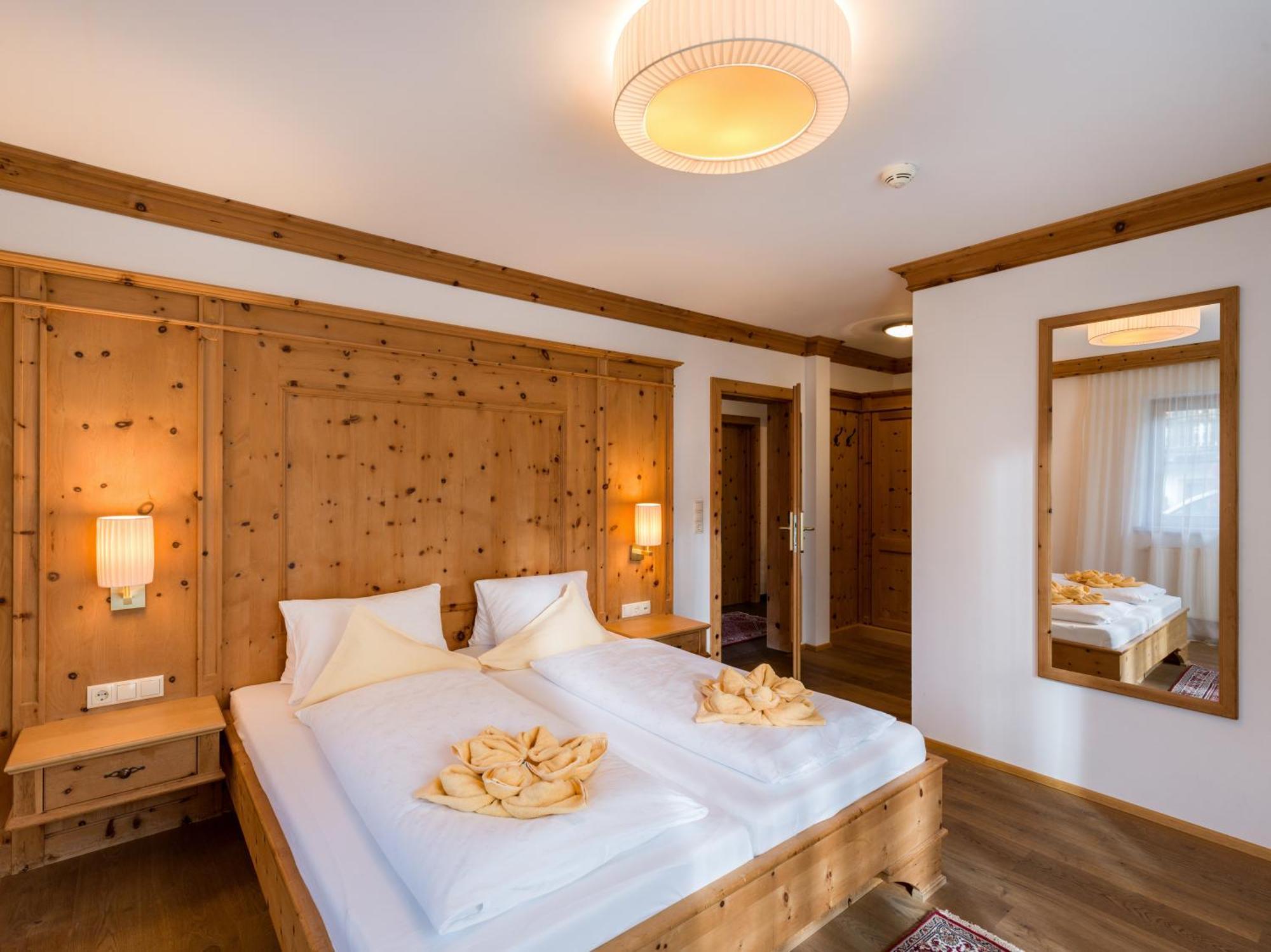 S'Doerfl Chalets Mayrhofen Exterior photo